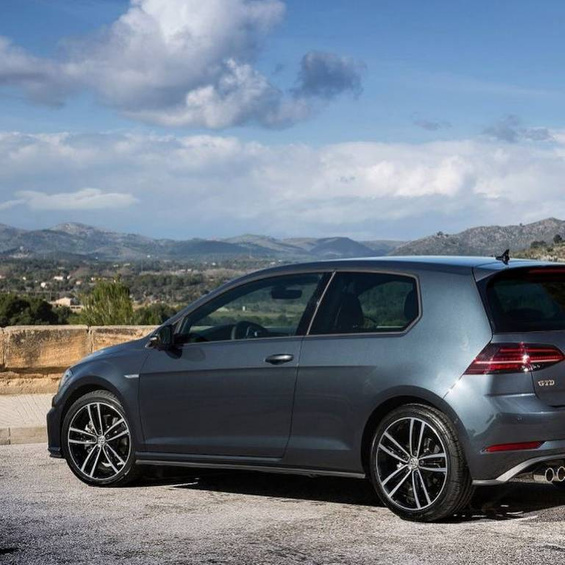 4x jantes 17 s'intégrer dans VW Arteon ShootinG Brake CC Passat b7 b8 b9 TiGuan Touran Sharan Golf - B5287 (IN5396)