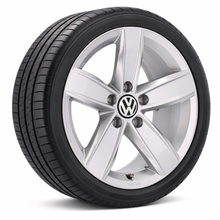 Nokian 215/60 R16 + Felgi 7N0071496C SI 5x112