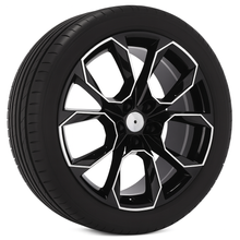 Michelin 215/60 R16 + Felgi SK516 MB 5x112